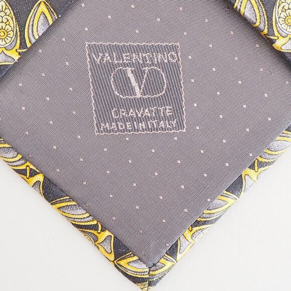 Valentino Cravatte Necktie 100% Silk Gold Tie Handmade in Italy - Picture 3 of 9